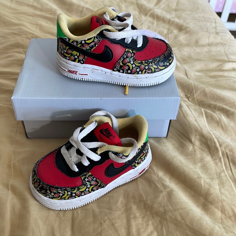 Nike force 1